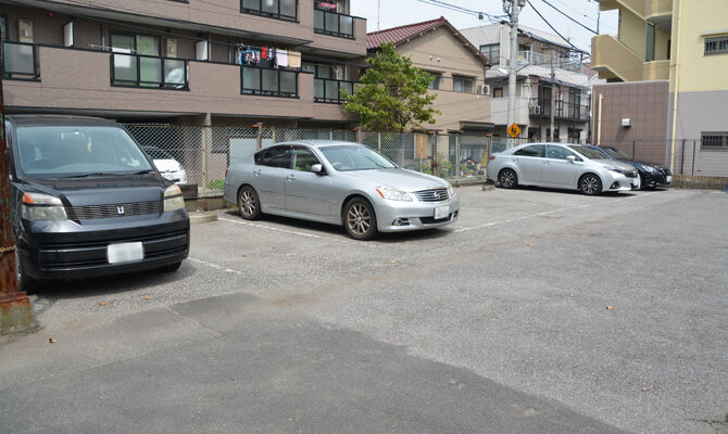 駐車場　写真